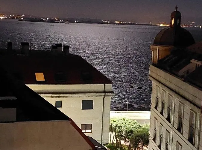 Con Vistas Al Mar Y Playa Enfrente *